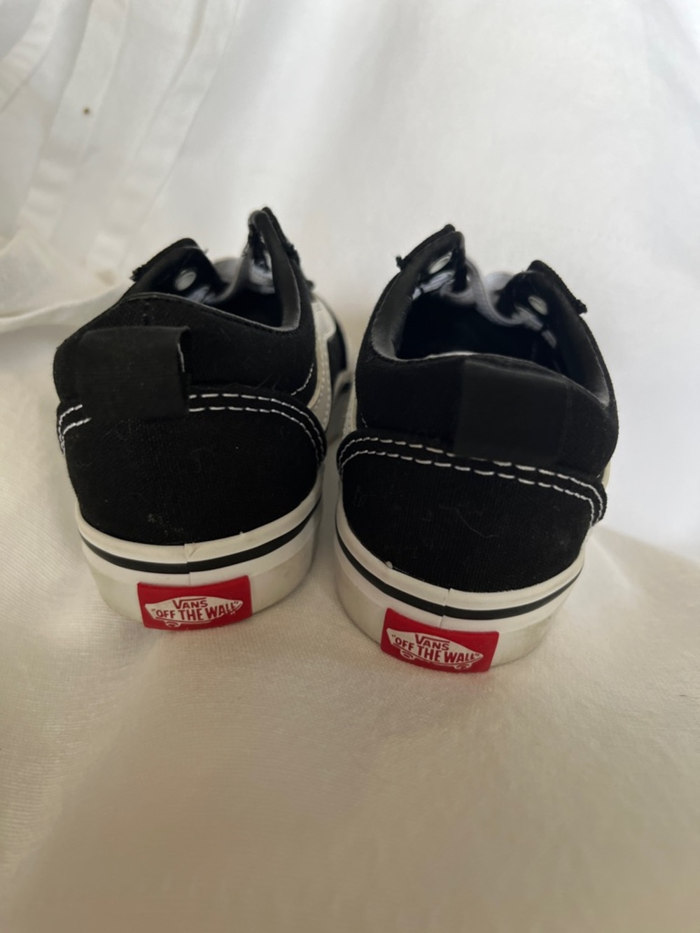 Vans Kids Black and White Low-Top Lace-Up Sneakers - Picture 3 of 7